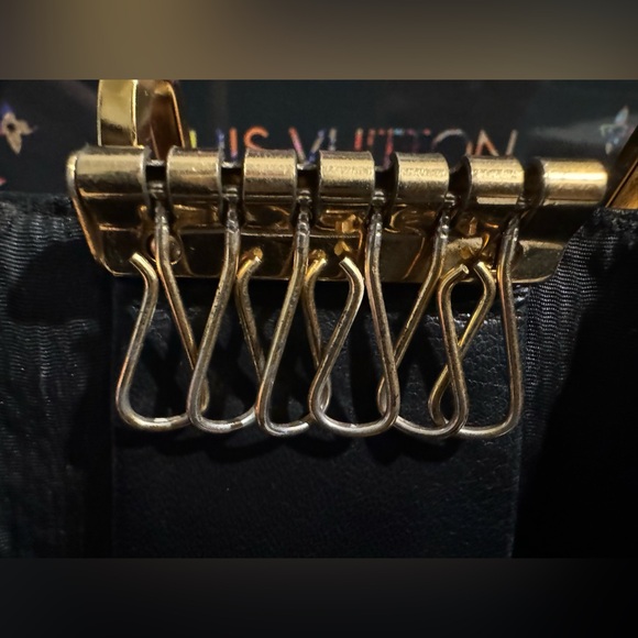 CHANEL 6 Ring Key Case - Picture 8 of 12